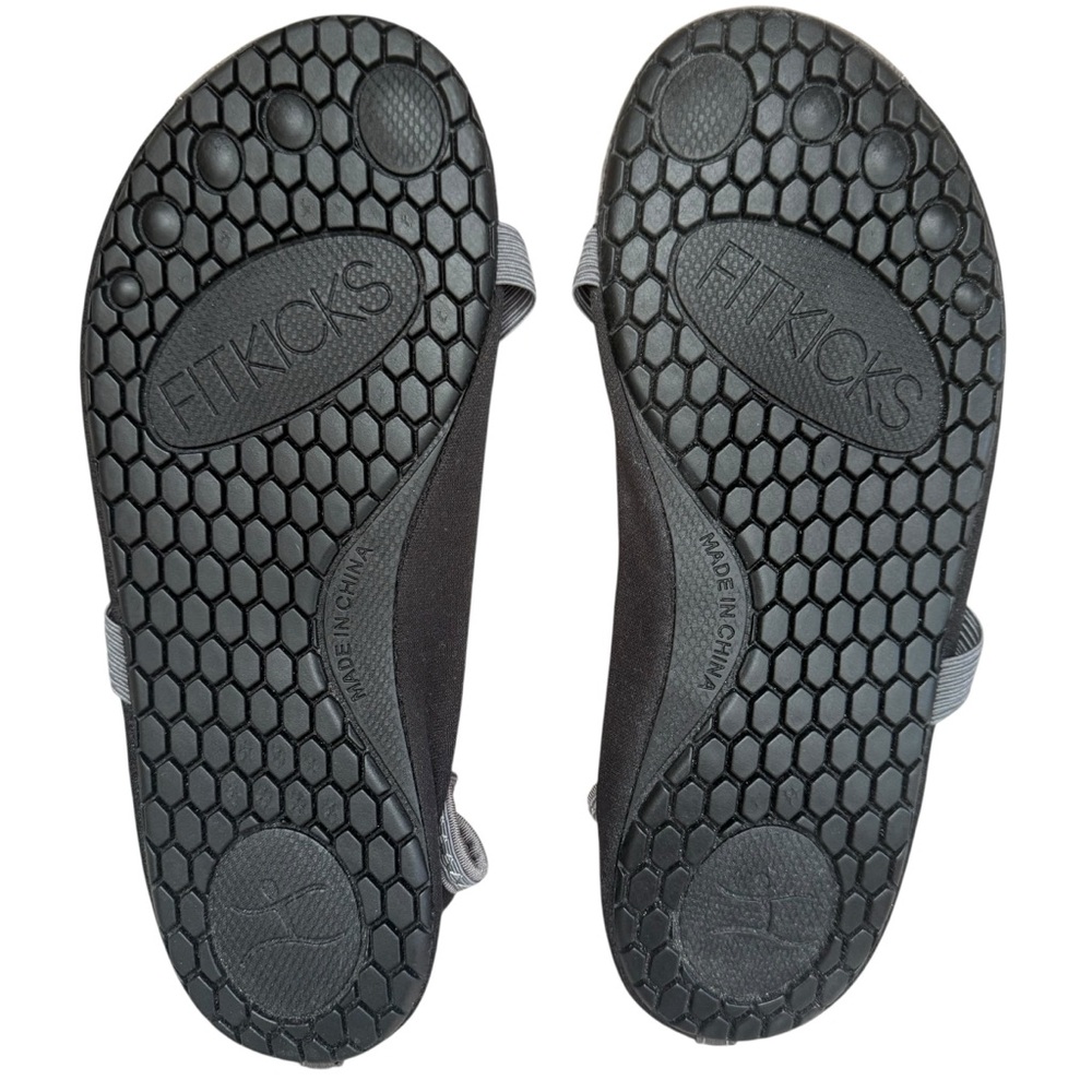 Fitkicks Women's Black and Gray Water Shoes - Picture 2 of 4